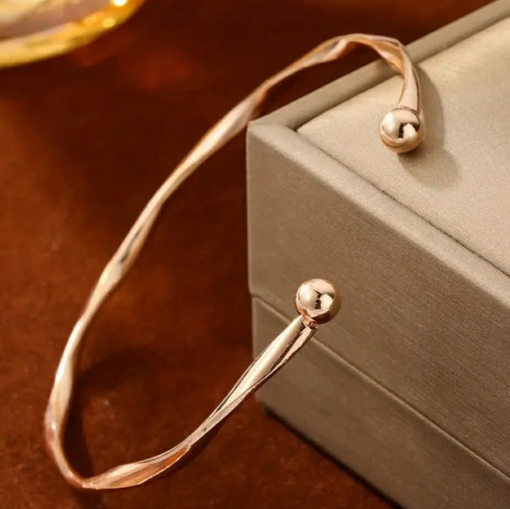 NEW Rose Gold Twisted Bangle Cuff Bracelet
